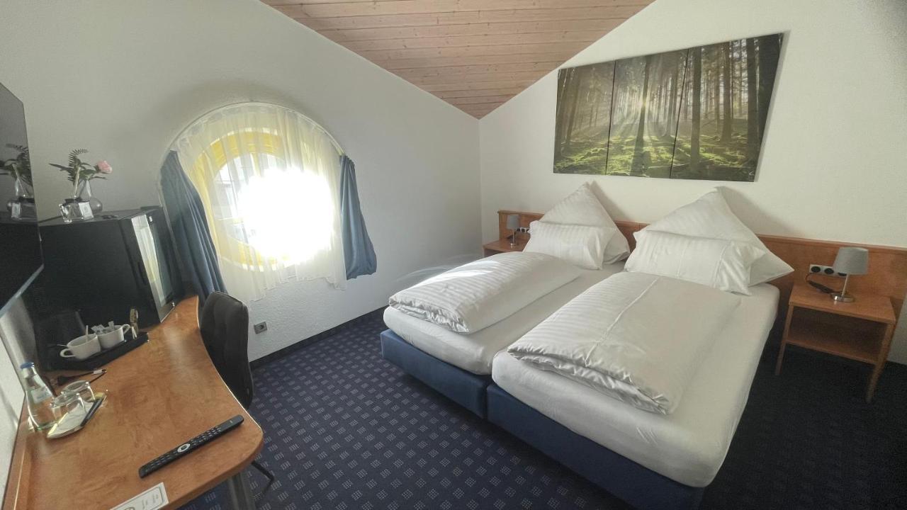 Krystall Hotel فيلدرستادت المظهر الخارجي الصورة